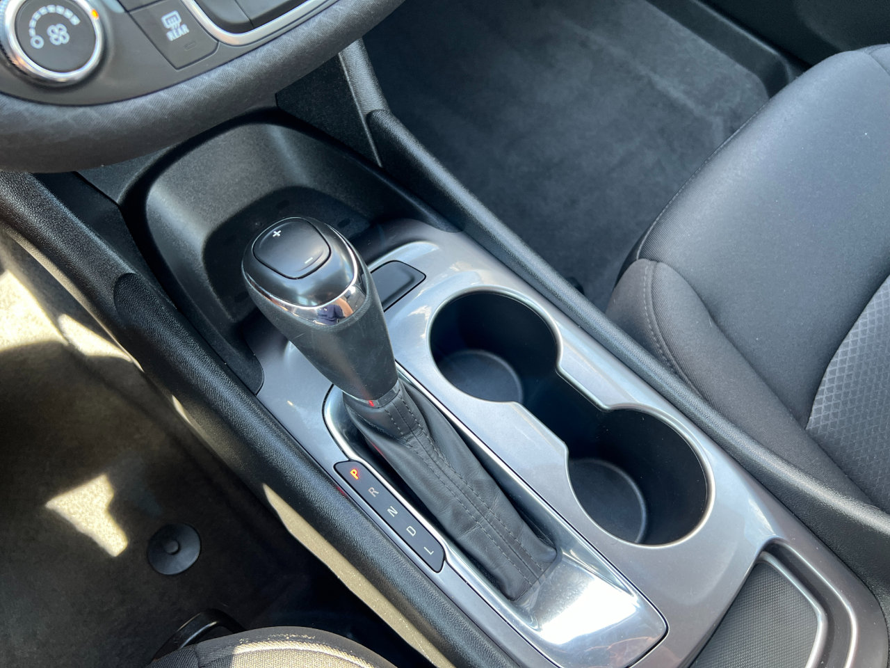 Used 2020 Chevrolet Malibu LS image 42