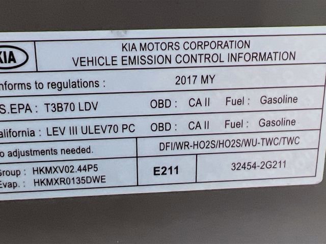 Used 2017 Kia Sorento LX w/ LX Convenience Package image 33