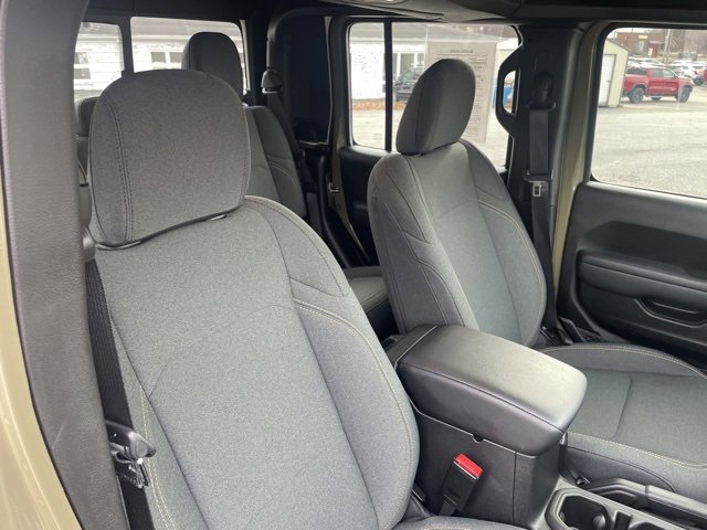 Used 2025 Jeep Gladiator Willys image 34
