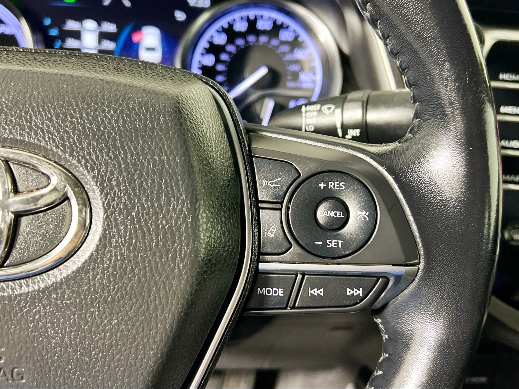 Used 2019 Toyota Camry XLE w/ Driver Assist Package image 19