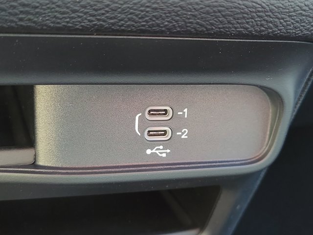 New 2026 Chrysler Voyager LX FWD image 25