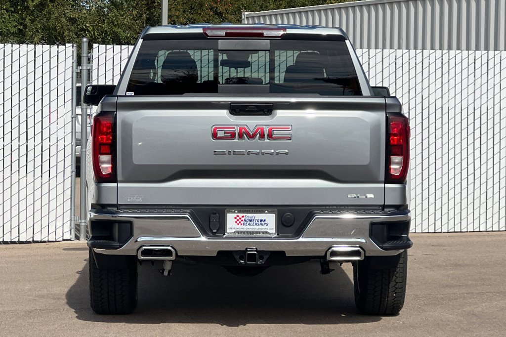 New 2026 GMC Sierra 1500 SLE image 5