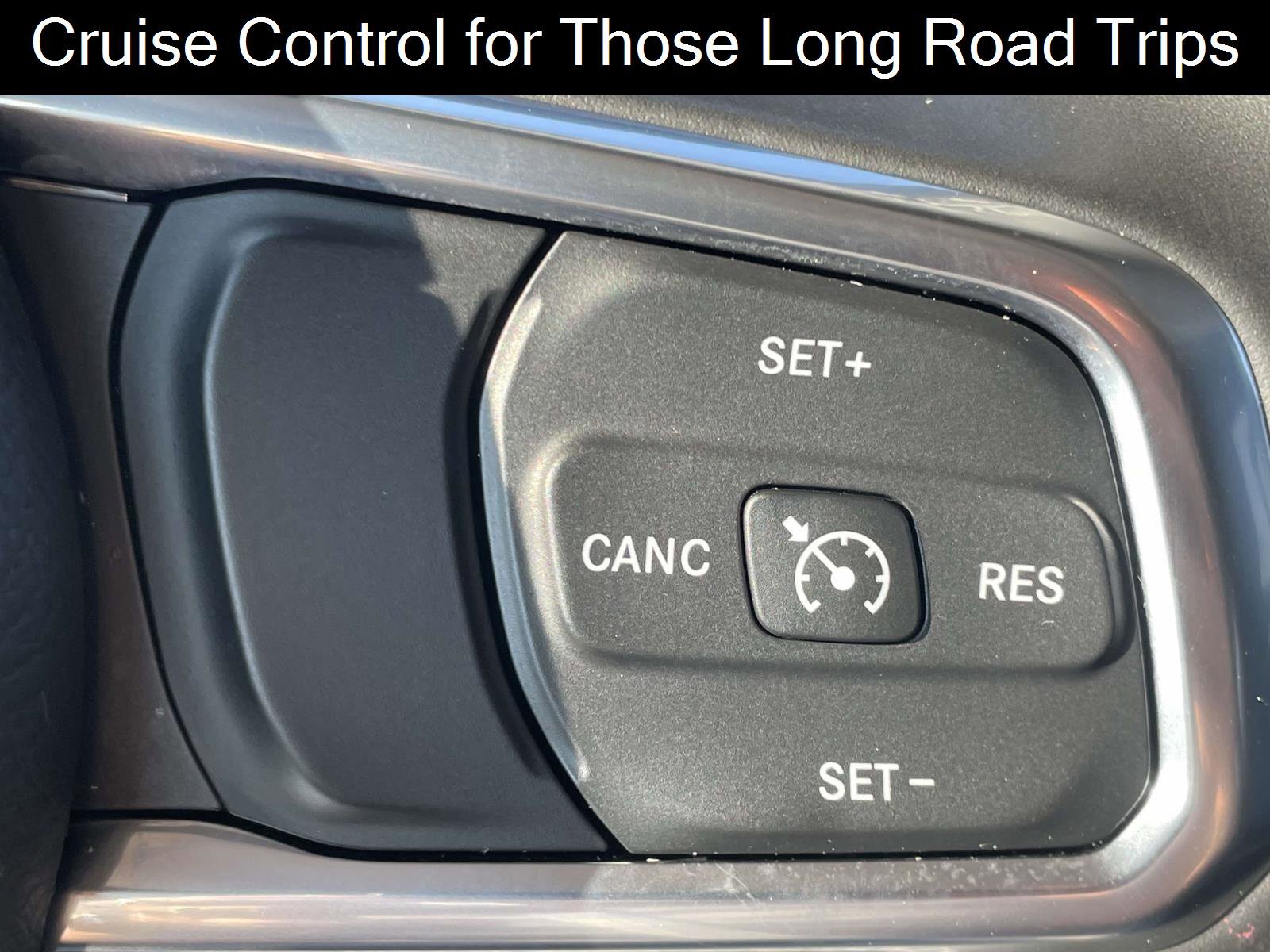 Used 2022 Jeep Wrangler Unlimited Sahara image 10