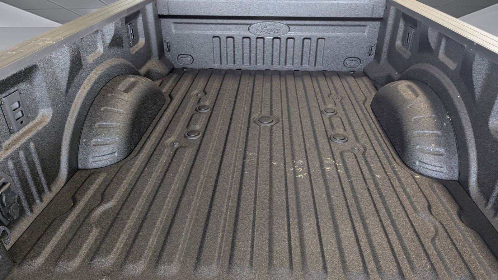 New 2026 Ford F250 Platinum image 21