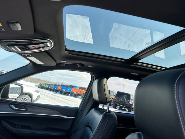 New 2026 Jeep Grand Cherokee Limited w/ Limited Altitude Package image 29