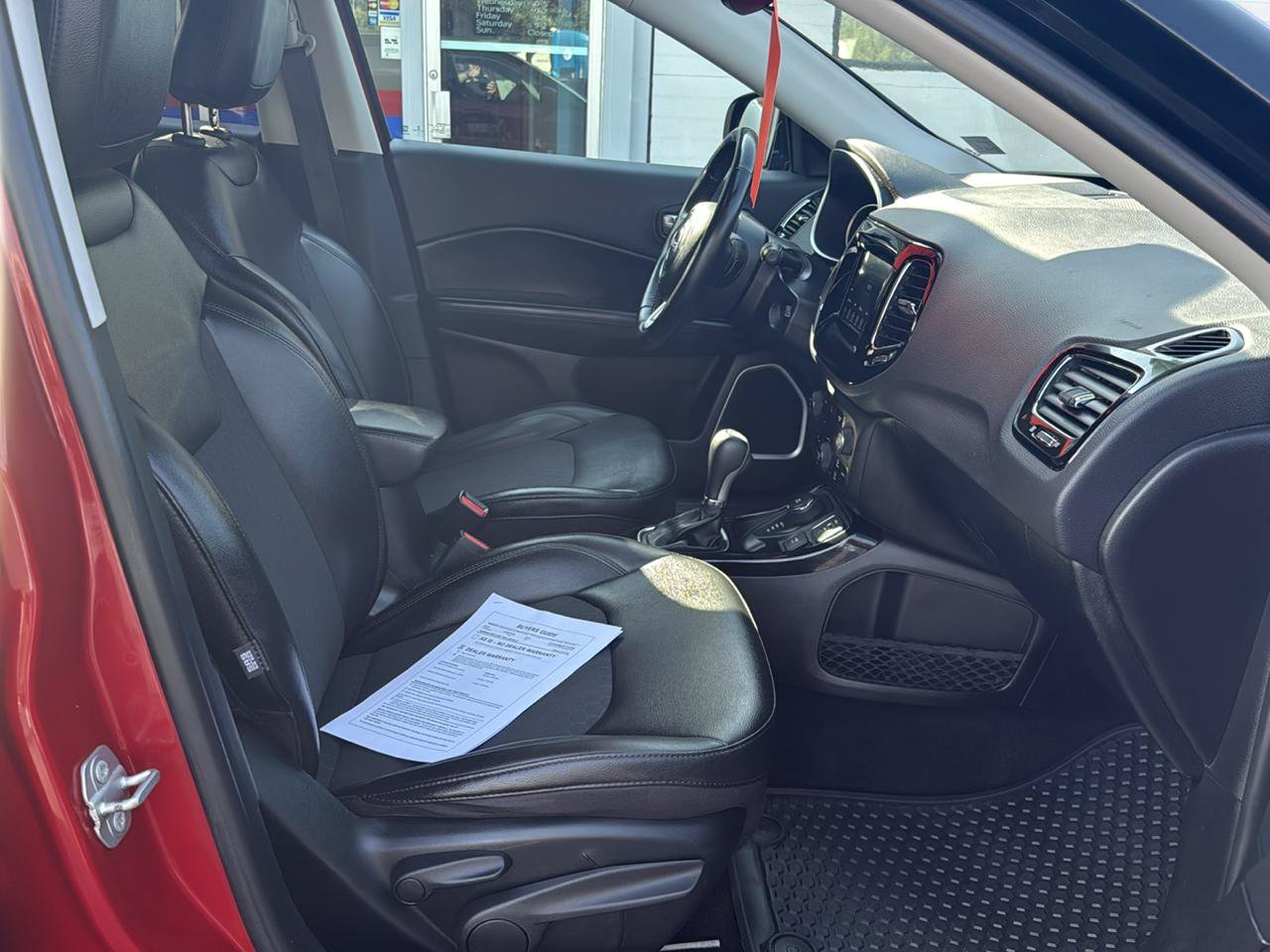 Used 2019 Jeep Compass Latitude AWD/4WD image 26