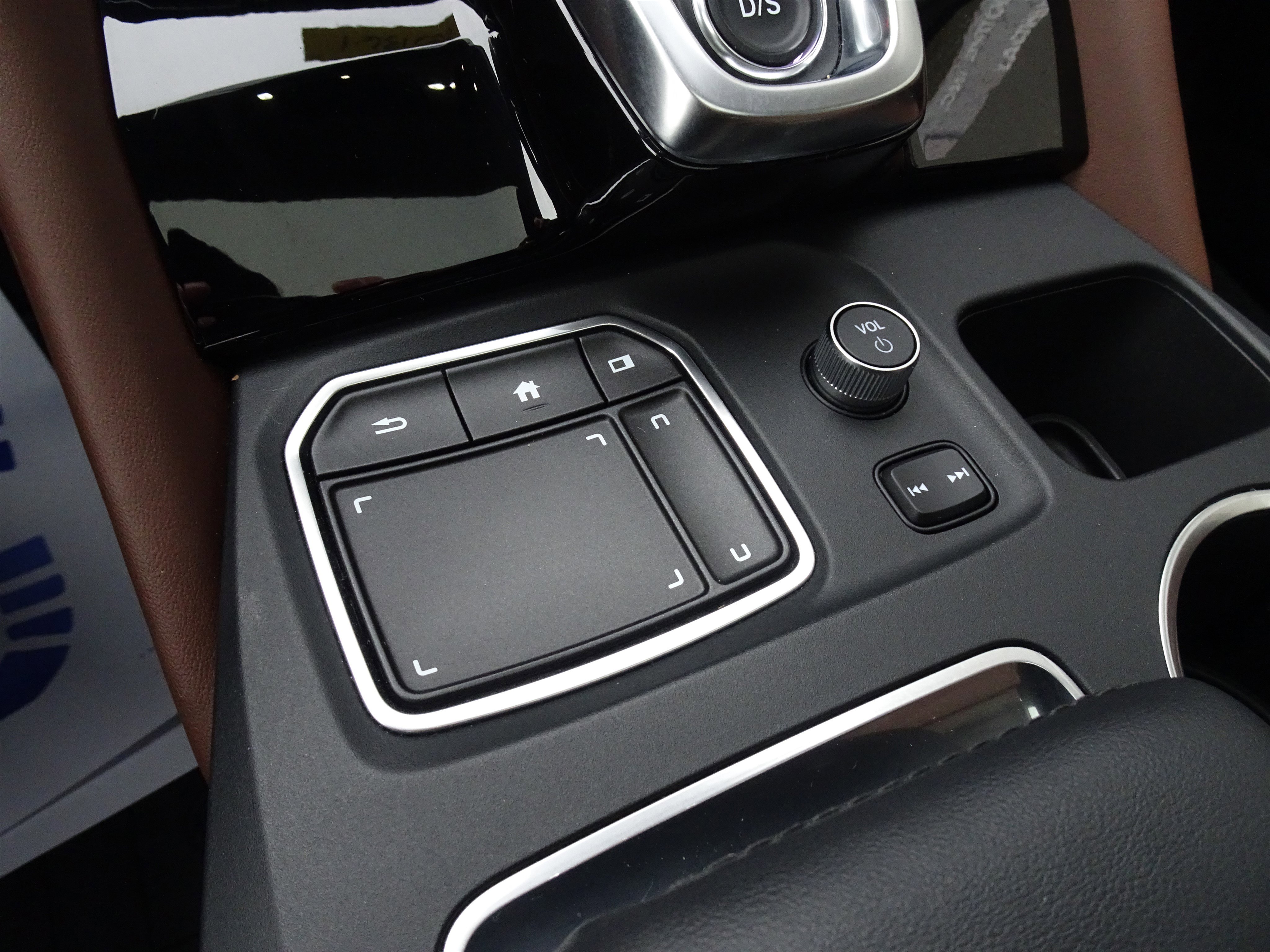 Used 2022 Acura MDX SH-AWD w/ Technology Package image 18