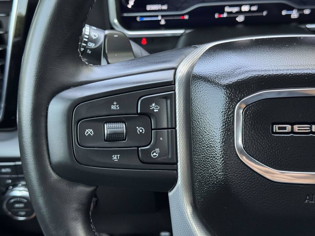 Used 2023 GMC Sierra 1500 Denali w/ Denali Reserve Package AWD/4WD image 11