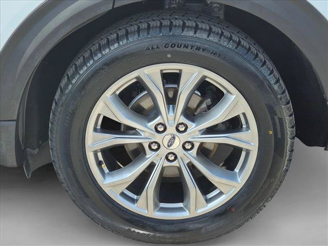 Used 2020 Ford Explorer XLT w/ Equipment Group 202A RWD image 22