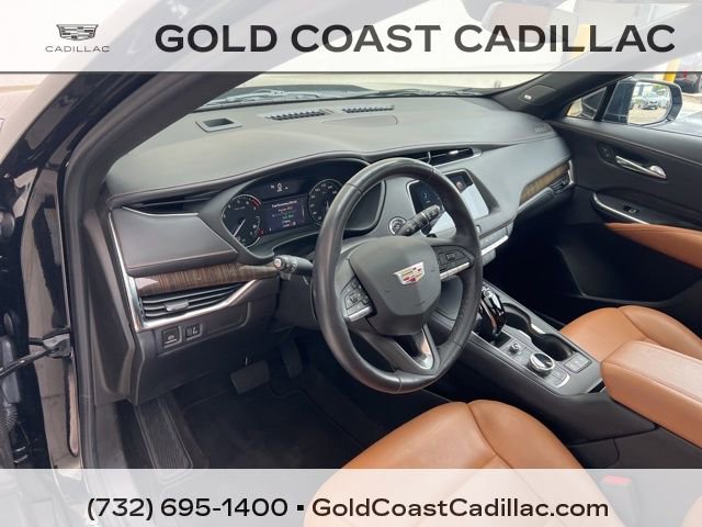 Certified 2023 Cadillac XT4 Premium Luxury image 16
