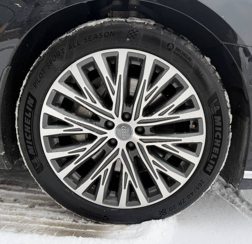 Used 2019 Audi A8 L 3.0T w/ Executive Package image 40