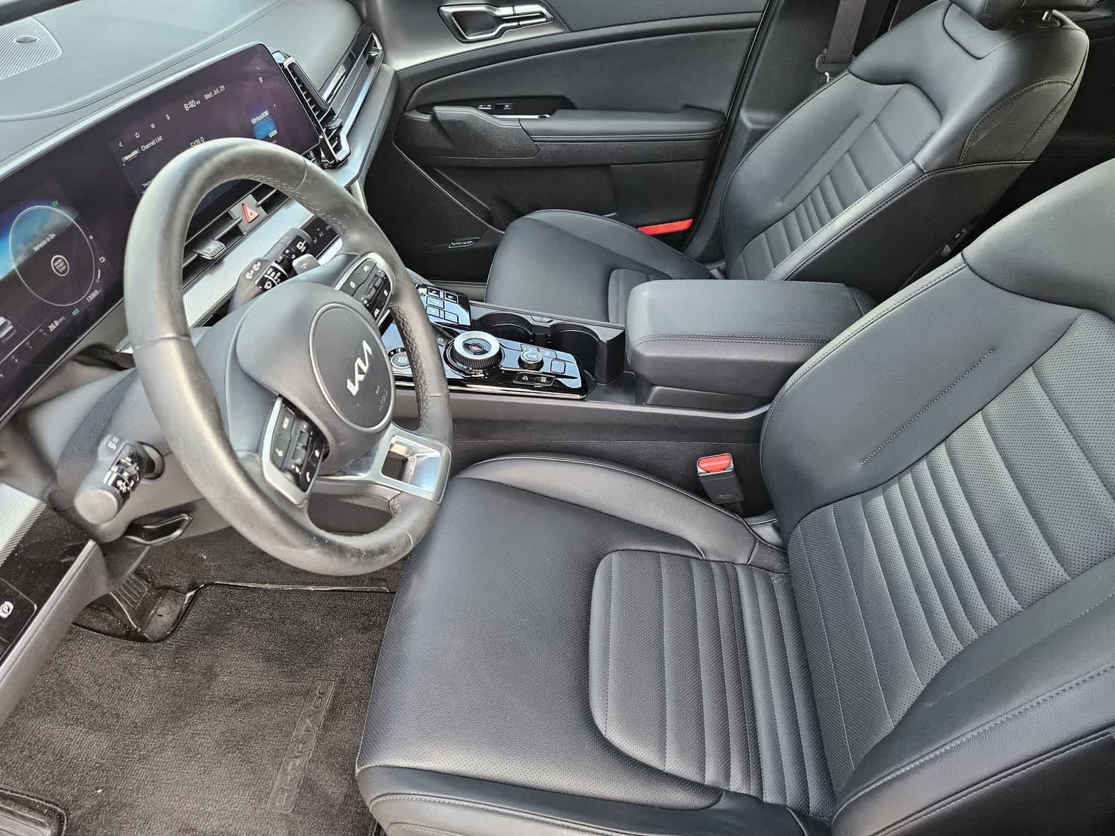 Certified 2025 Kia Sportage SX Prestige AWD/4WD image 11