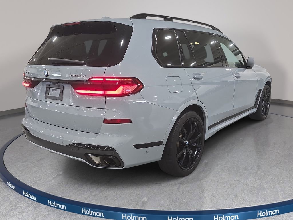 Certified 2024 BMW X7 xDrive40i w/ M Sport Package AWD/4WD image 6