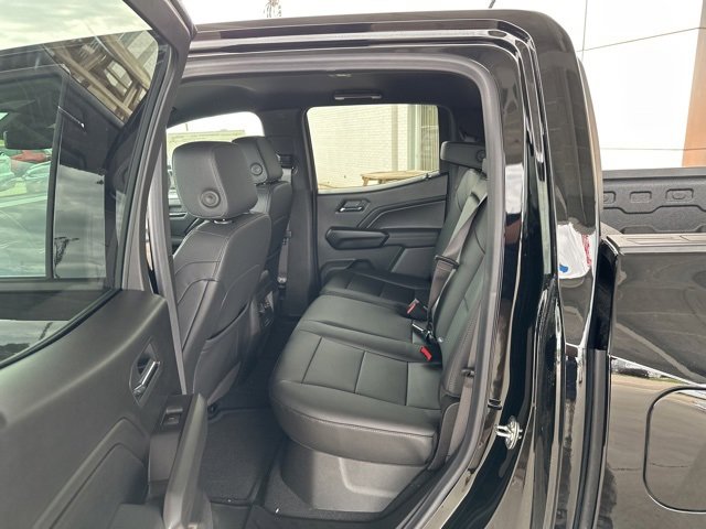 New 2025 Chevrolet Colorado LT w/ LT Convenience Package image 32