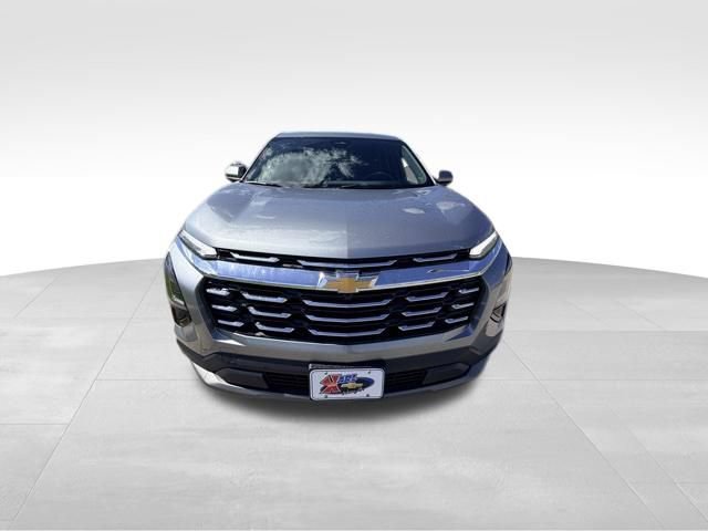 Used 2026 Chevrolet Equinox LT AWD/4WD image 3