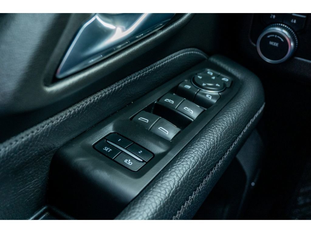 Used 2023 GMC Yukon Denali image 28