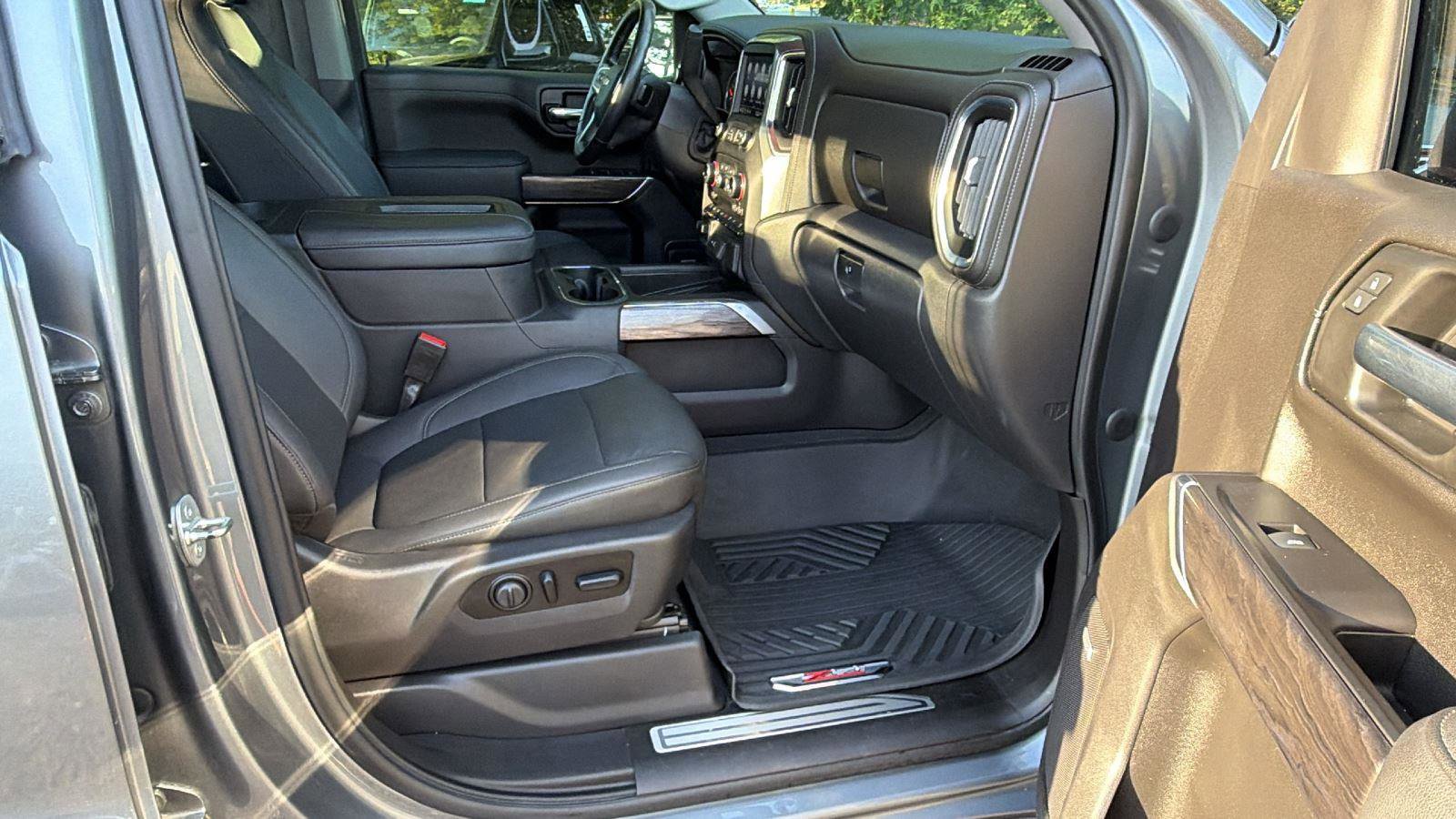 Used 2021 Chevrolet Silverado 1500 LTZ w/ LTZ Premium Package AWD/4WD image 18