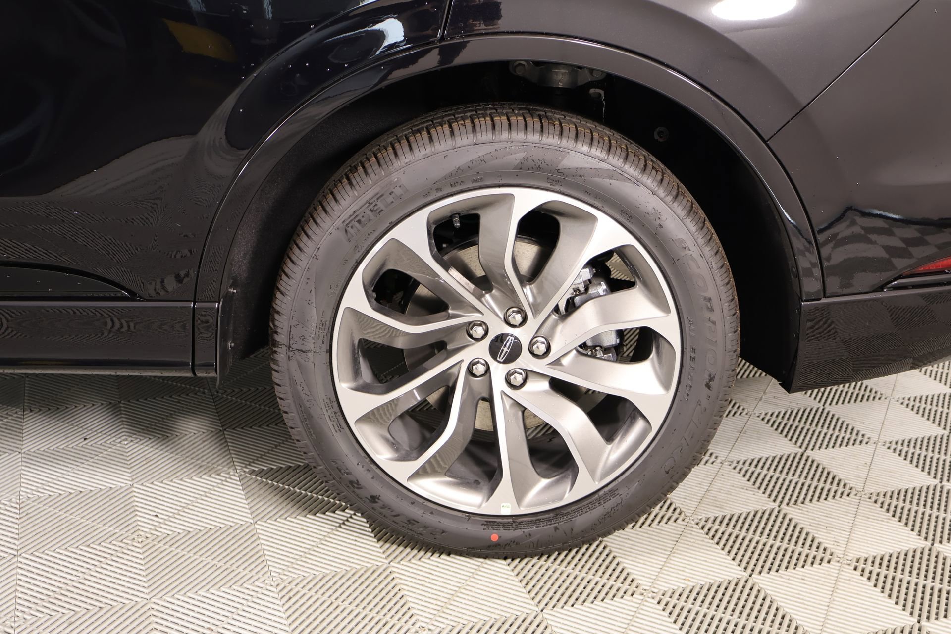New 2026 Lincoln Aviator AWD image 20