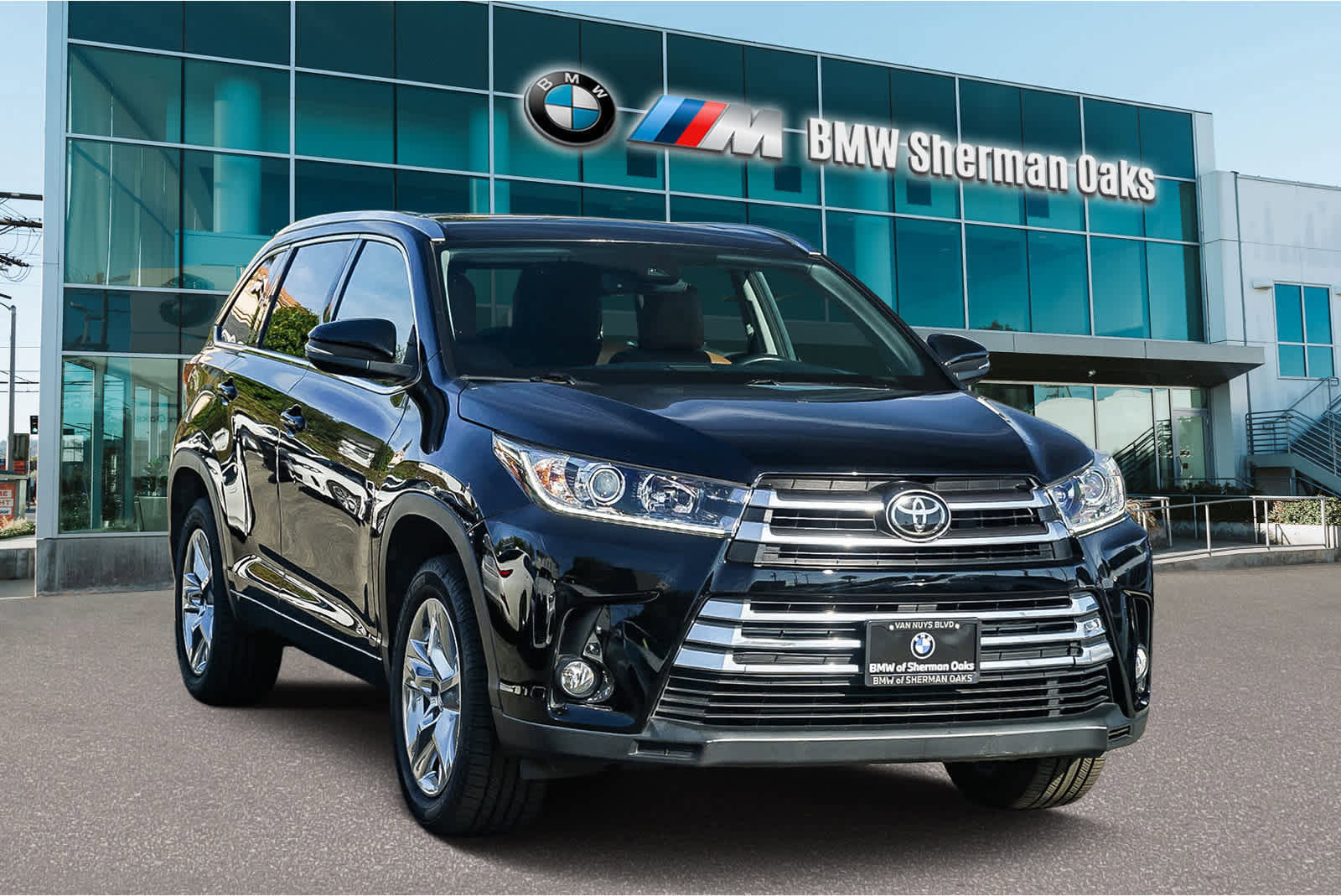 Used 2017 Toyota Highlander Limited image 5