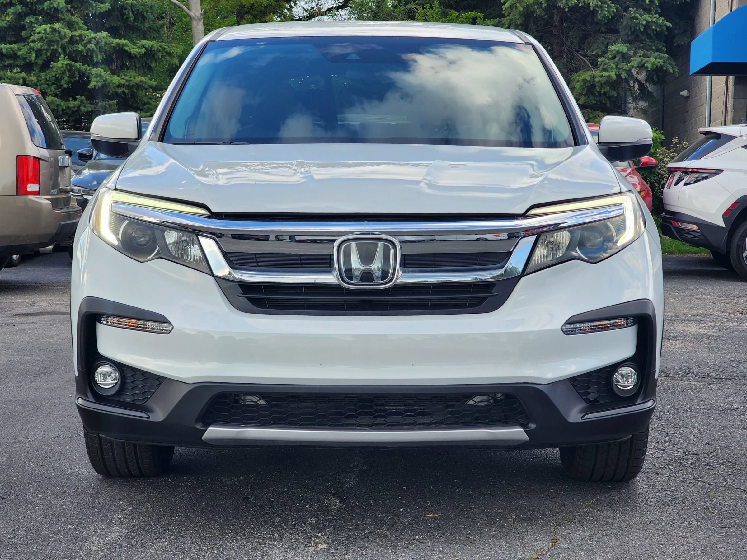 Used 2020 Honda Pilot EX image 2