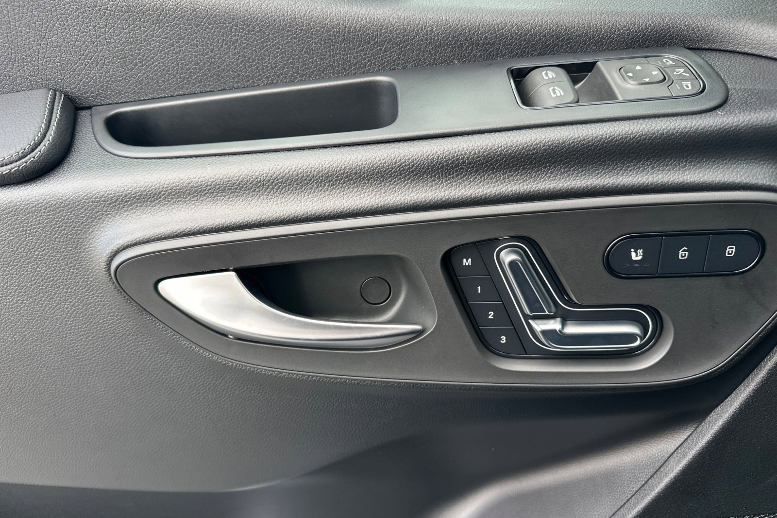 New 2026 Mercedes-Benz Sprinter 2500 image 11