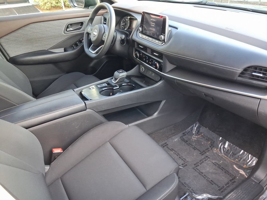 Used 2023 Nissan Rogue S FWD image 26