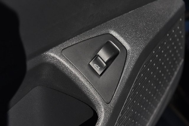 New 2027 Volkswagen Jetta GLI Autobahn FWD image 9