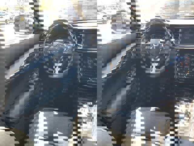 Used 2023 INFINITI QX50 Luxe image 16