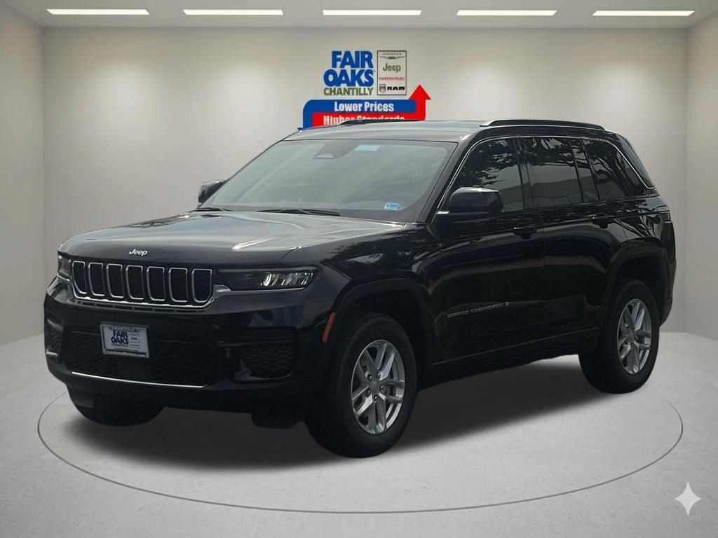 New 2026 Jeep Grand Cherokee Laredo X AWD/4WD image 2