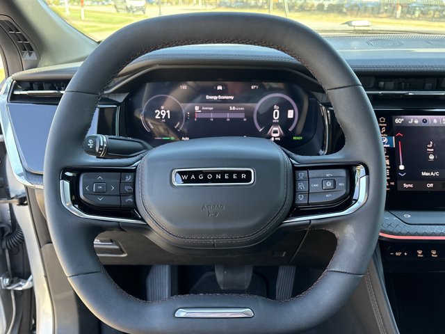 Used 2025 Jeep Wagoneer S Limited AWD/4WD image 13