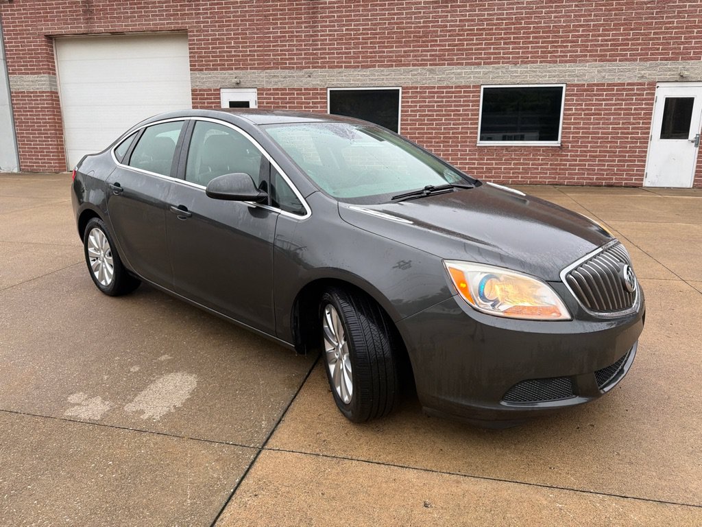 Used 2017 Buick Verano Convenience FWD image 3