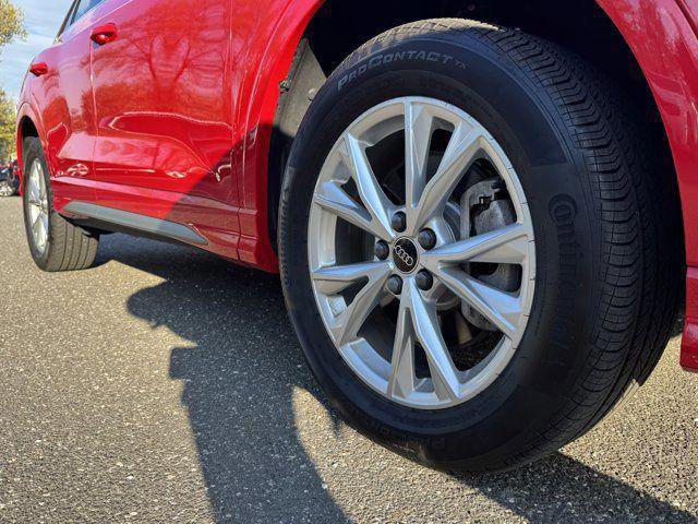 Certified 2022 Audi Q3 2.0T Premium Plus AWD/4WD image 9