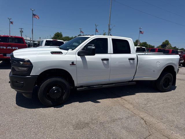 New 2026 RAM 3500 Tradesman AWD/4WD image 3