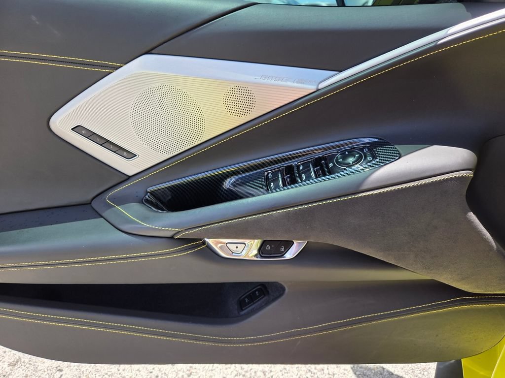 Used 2022 Chevrolet Corvette Stingray Premium Conv RWD image 19