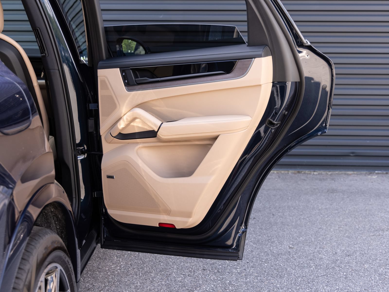 New 2026 Porsche Cayenne S AWD/4WD image 29