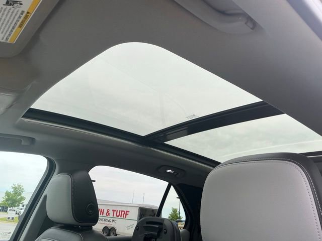 Used 2020 Chevrolet Equinox Premier AWD/4WD image 31