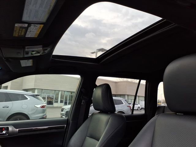 Used 2023 Lexus GX 460 Luxury w/ Sport Design Package AWD/4WD image 17