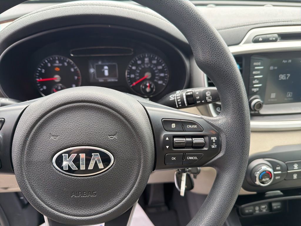 Used 2018 Kia Sorento AWD image 16