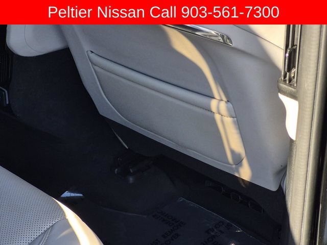 Used 2023 Jeep Grand Wagoneer Series II w/ Premium Group II AWD/4WD image 19
