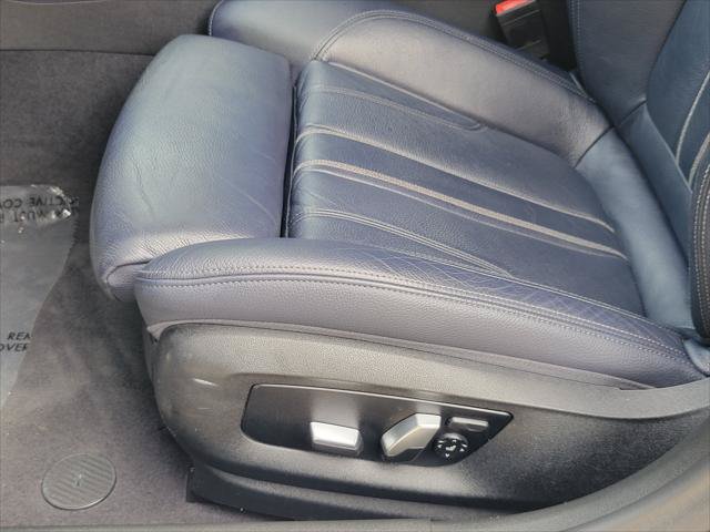Used 2019 BMW 530i xDrive w/ M Sport Package AWD/4WD image 21