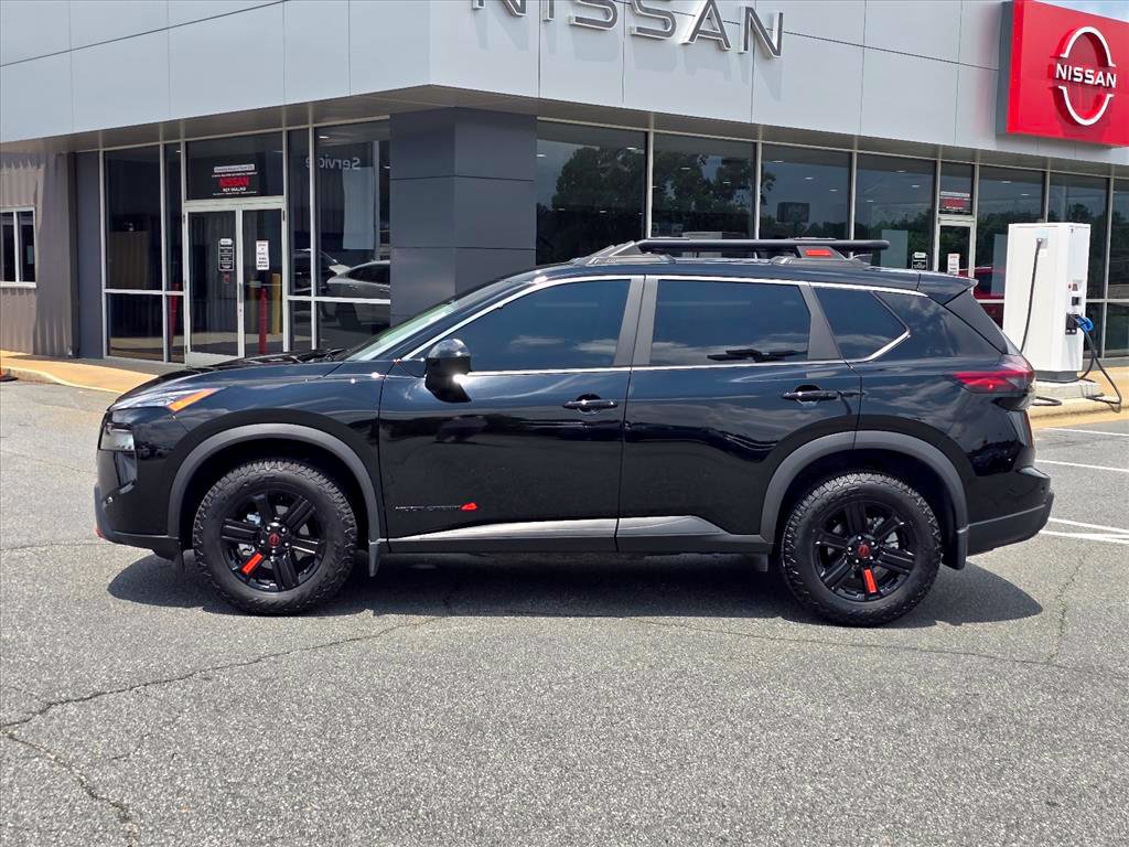 Used 2026 Nissan Rogue SV AWD/4WD image 23