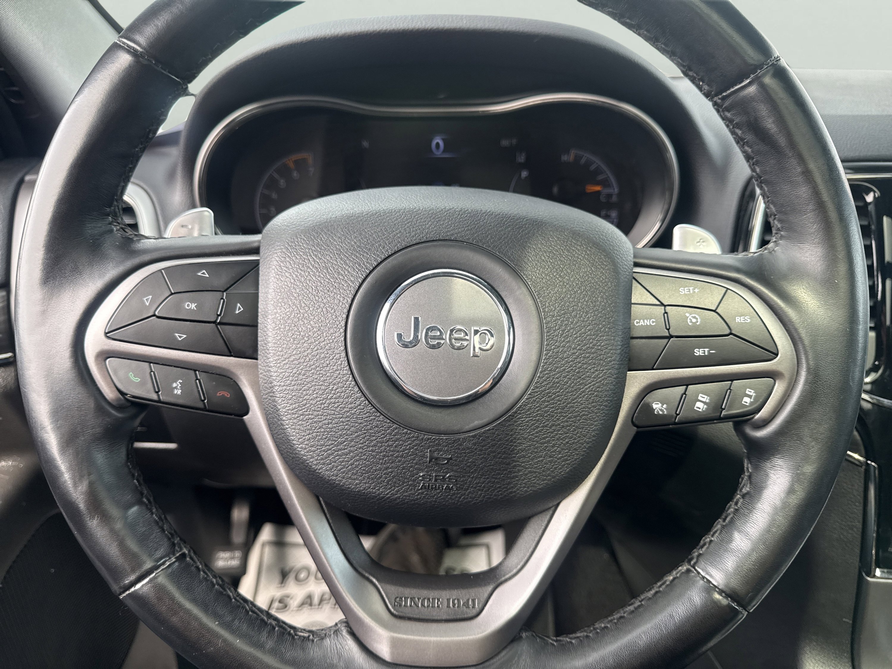 Used 2020 Jeep Grand Cherokee Limited X image 23