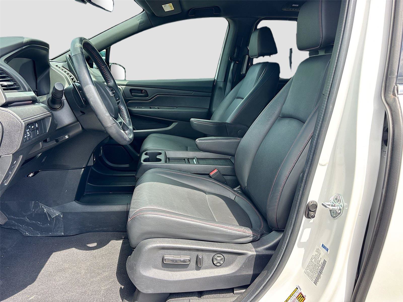Used 2024 Honda Odyssey Sport image 23