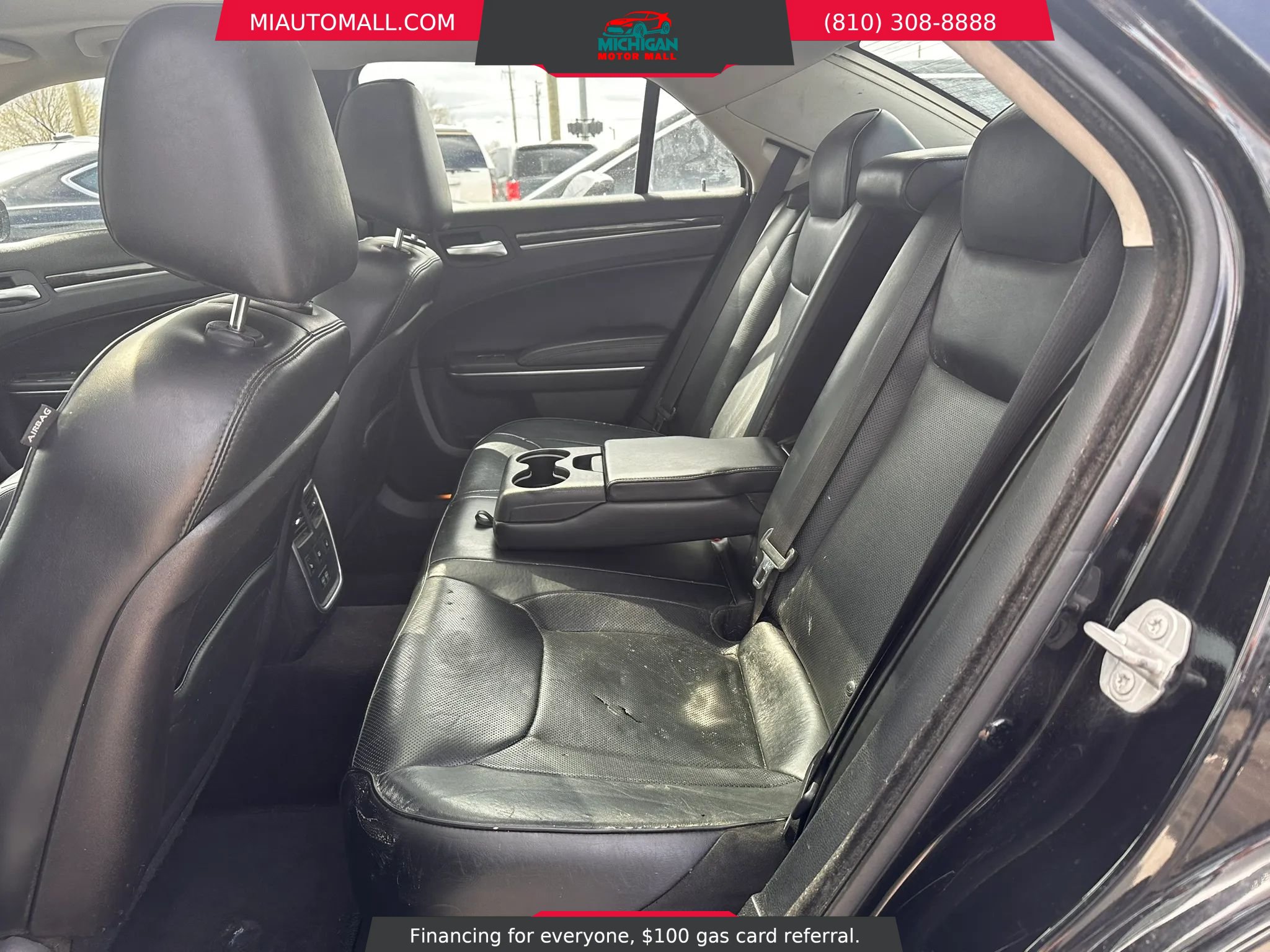 Used 2016 Chrysler 300 C AWD/4WD image 18