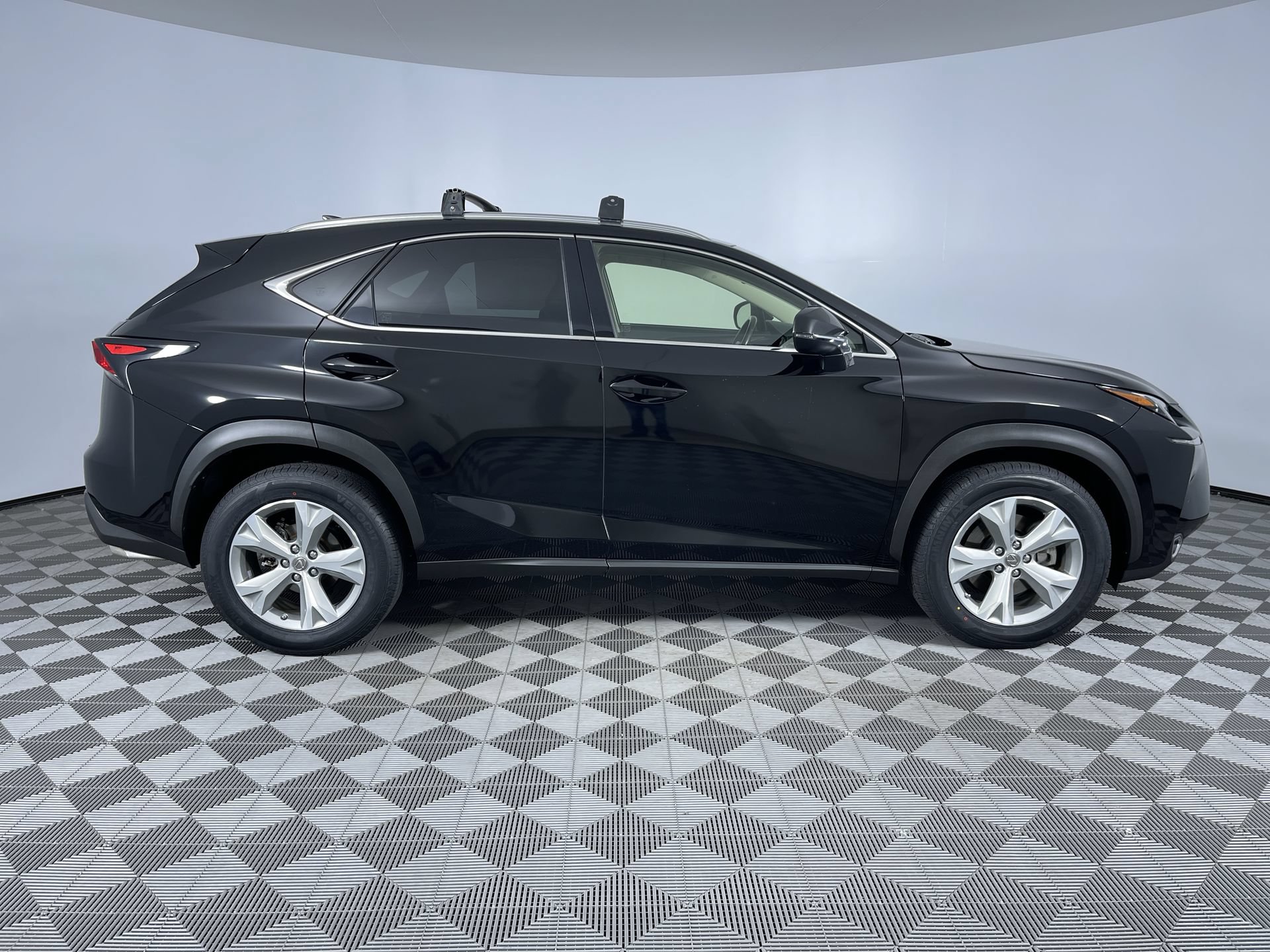 Used 2017 Lexus NX 200t AWD w/ Premium Package image 10