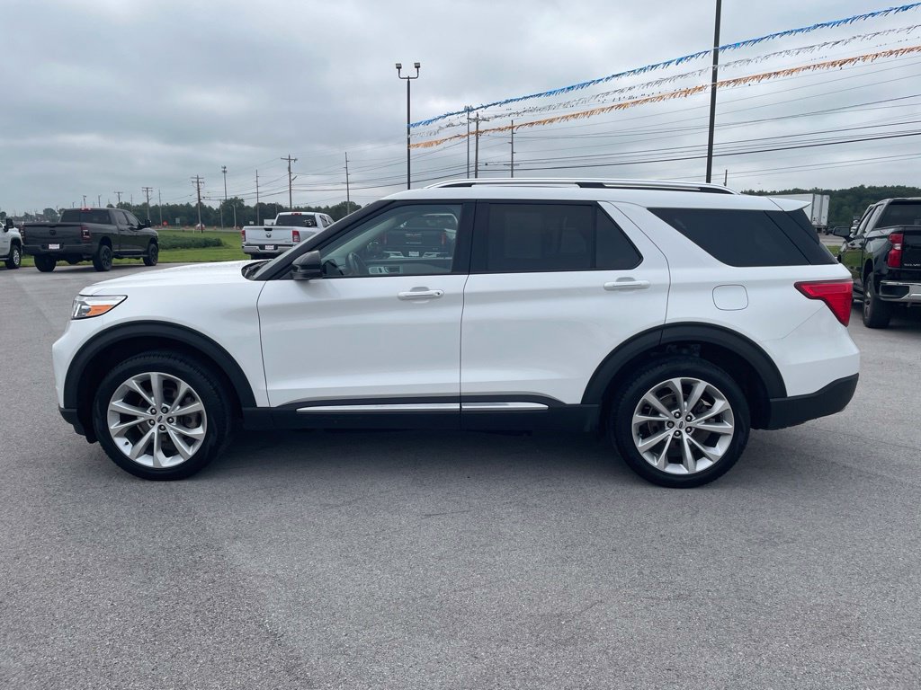 Used 2023 Ford Explorer Platinum w/ Technology Package AWD/4WD image 4