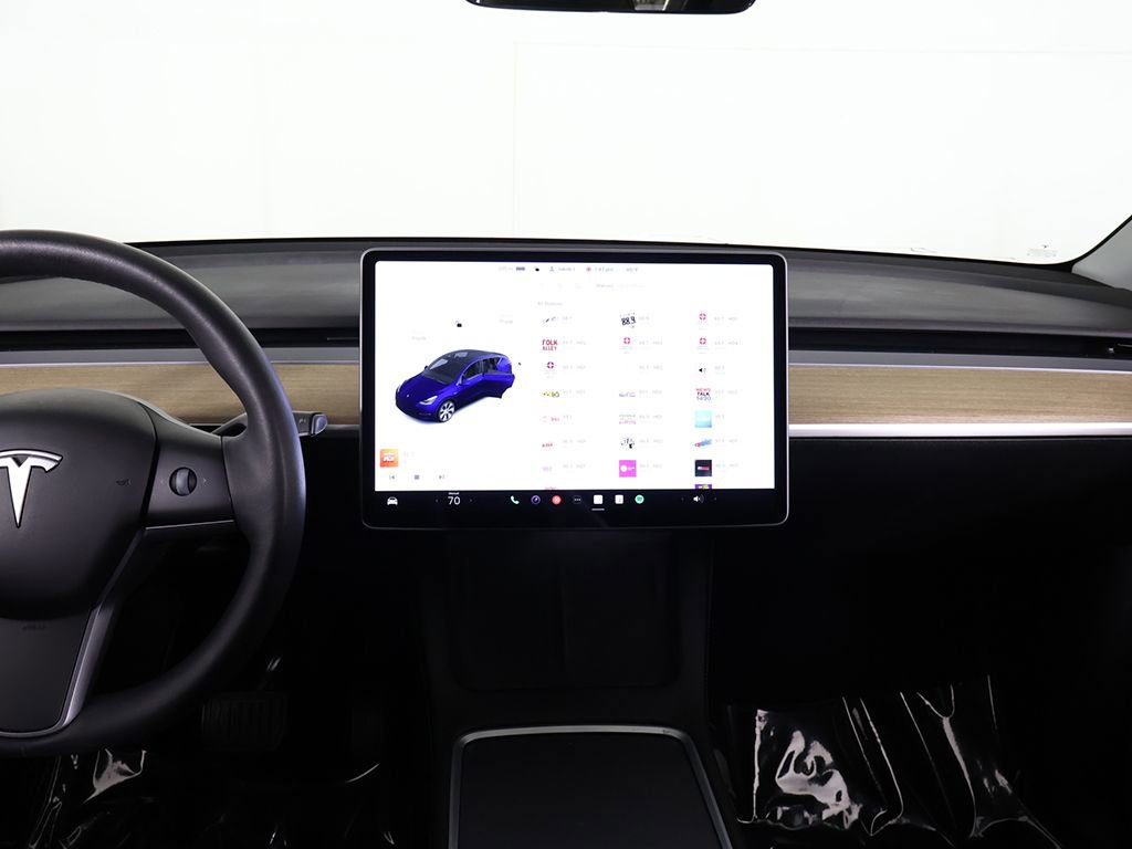 Used 2021 Tesla Model Y Long Range AWD/4WD image 38