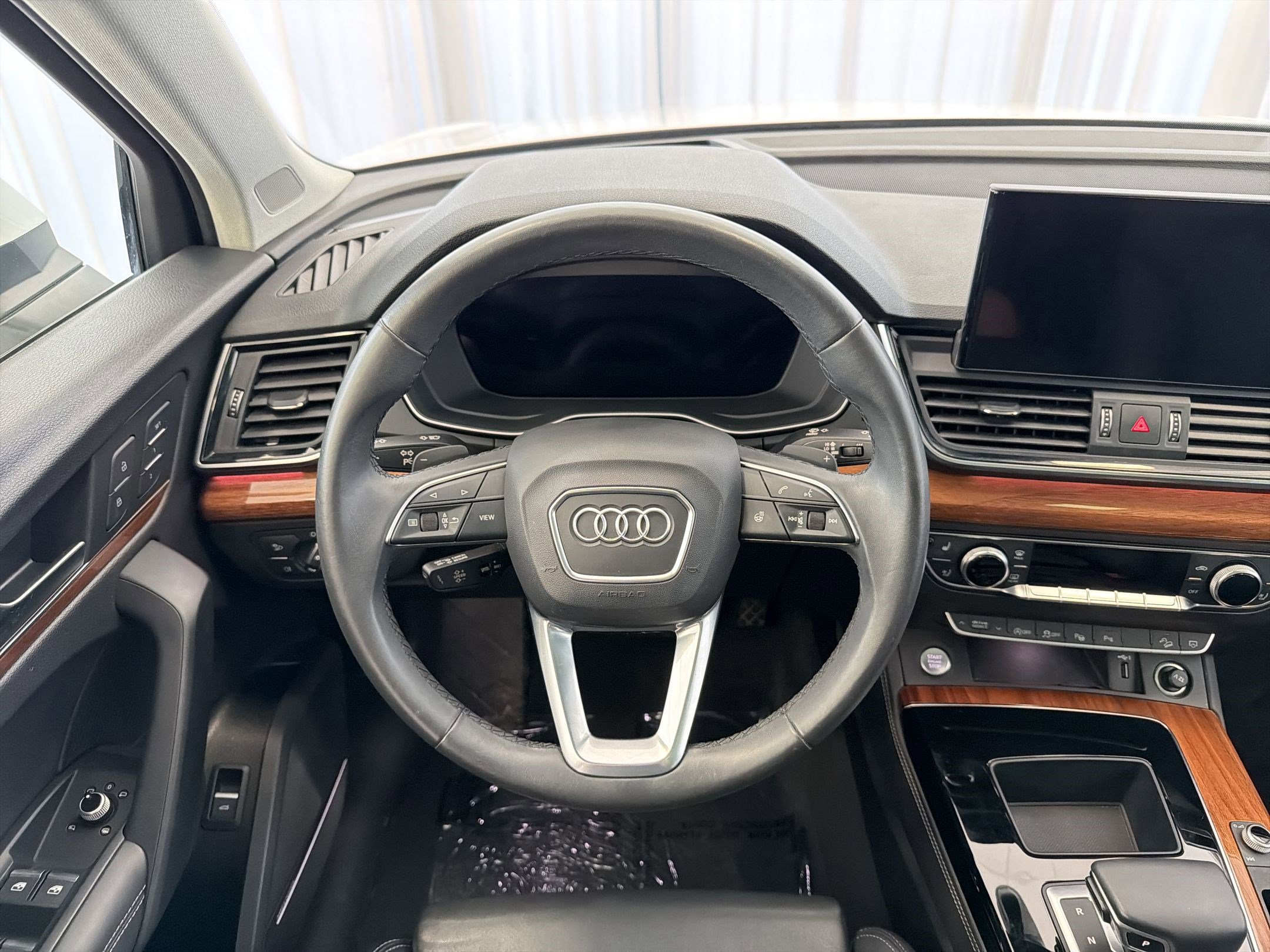 Used 2021 Audi Q5 Prestige w/ Prestige Package image 22