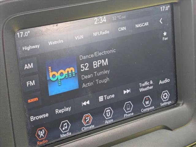 Used 2019 Jeep Renegade Latitude FWD image 13