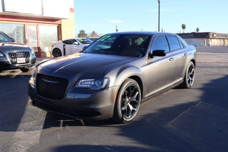Used 2022 Chrysler 300 Touring w/ Sport Appearance Package RWD image 3